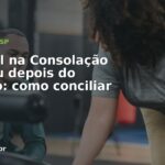 Personal trainer orientando aluna em academia — Consolação, São Paulo